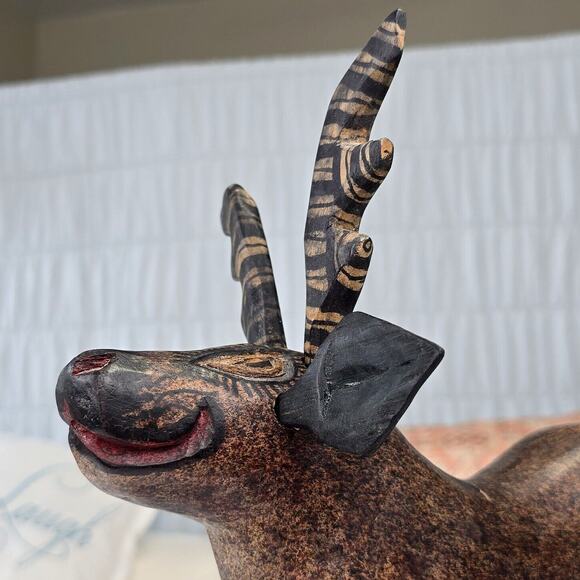 Vintage Hand Carved Wood Folk Art Reindeer Happy Goofy Fun Holidays 11" - Picture 6 of 11